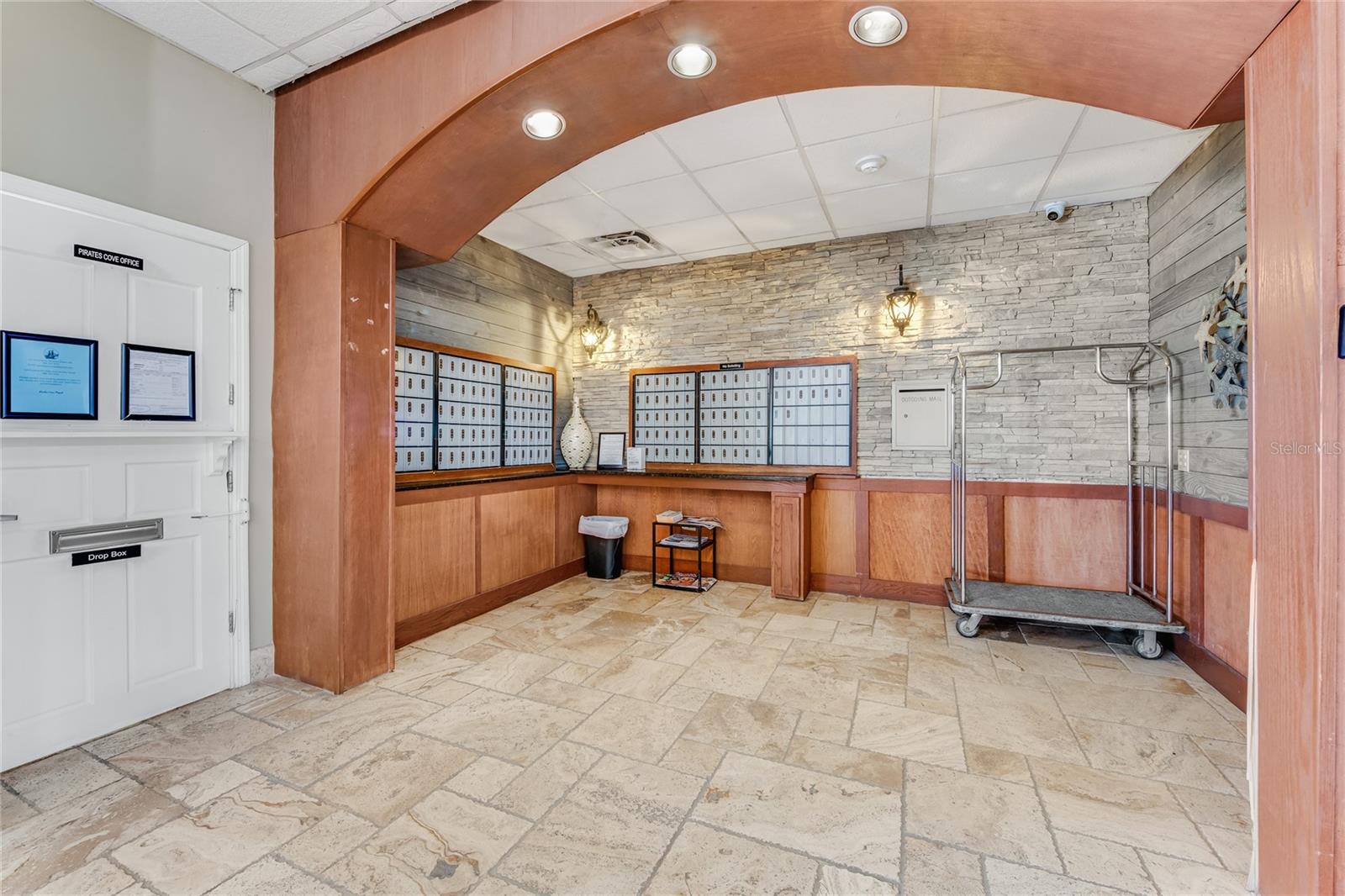 PIRATES COVE CONDO - Residential