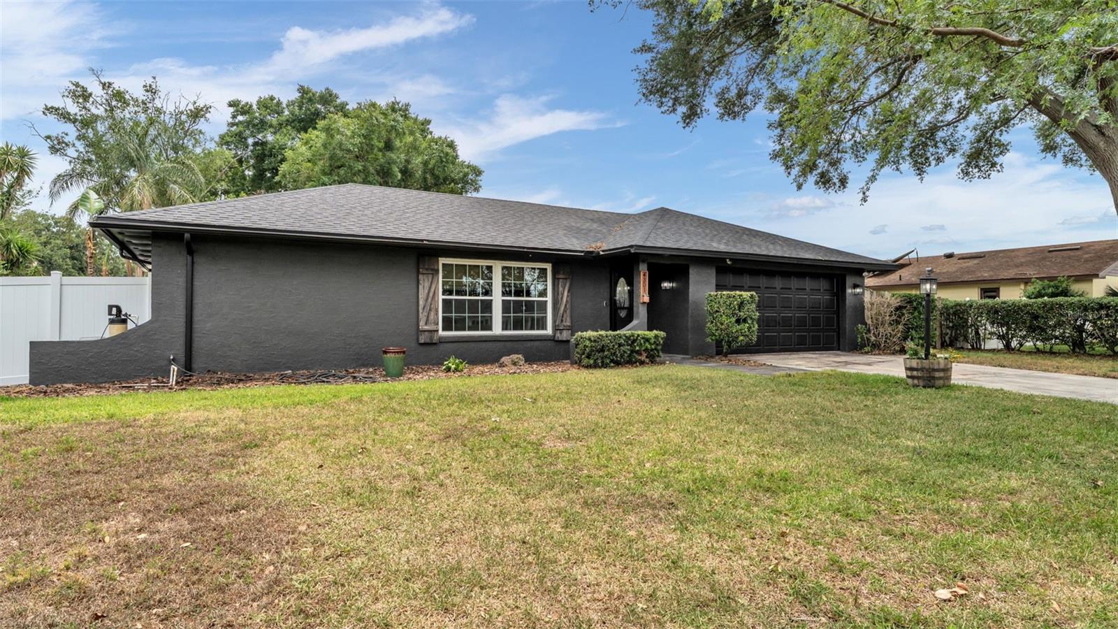 ORANGEWOOD TERRACE - Residential