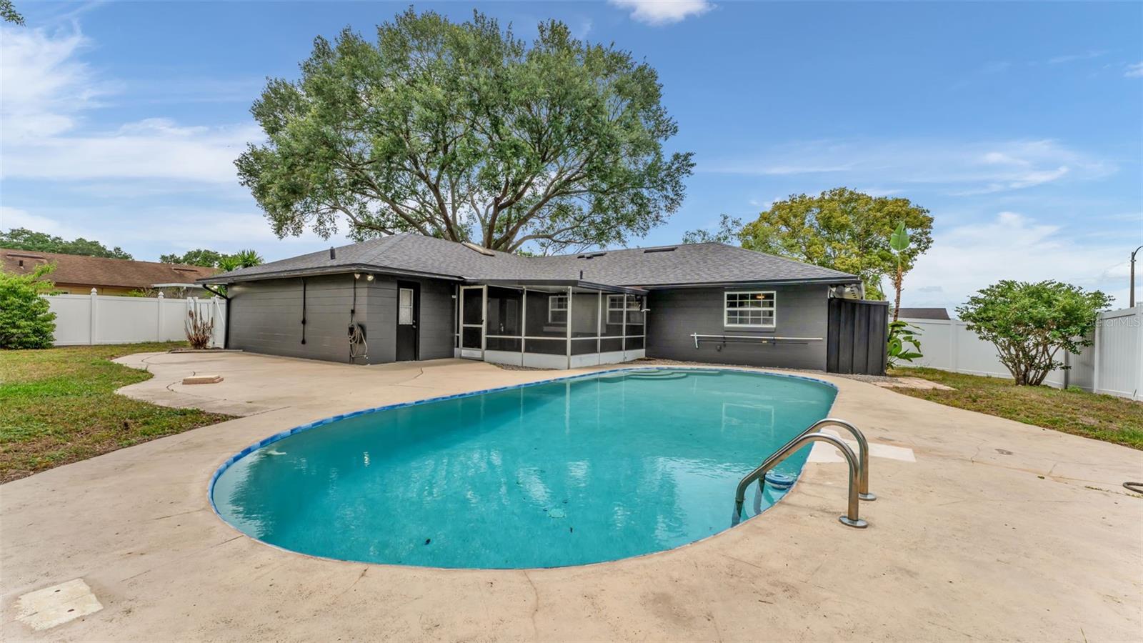 ORANGEWOOD TERRACE - Residential