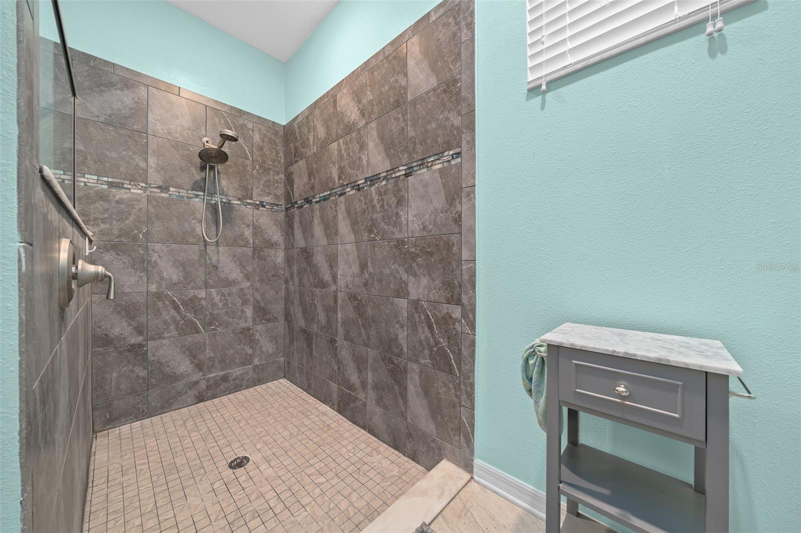 CASCADES AT SOUTHERN HILLS PLANTATION - Residential