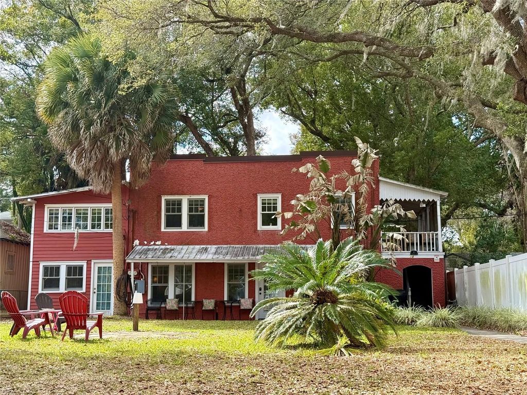 Photo of 18 N Brown Avenue, Orlando, FL 32801 (MLS # O6390819)