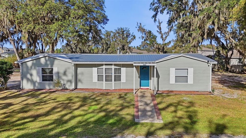 Photo of 6025 Eagle Trail, Lakeland, FL 33811 (MLS # L4958508)