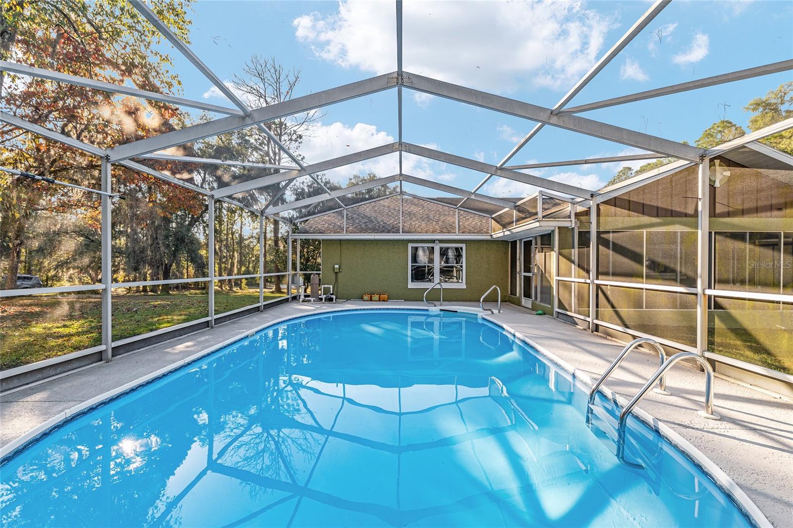 RAINBOW SPRINGS WOODLANDS - Residential