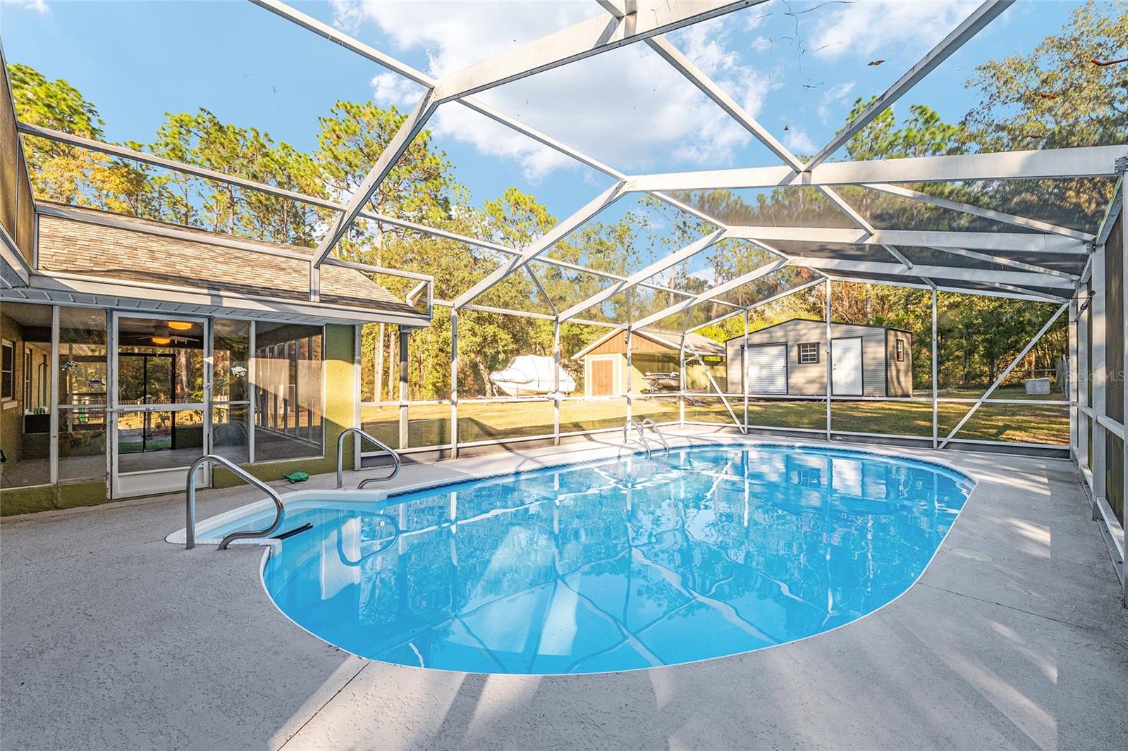 RAINBOW SPRINGS WOODLANDS - Residential