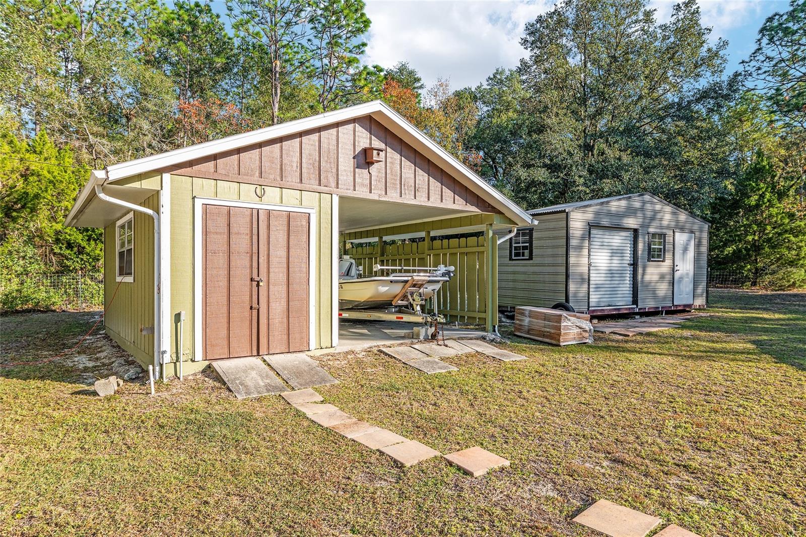 RAINBOW SPRINGS WOODLANDS - Residential