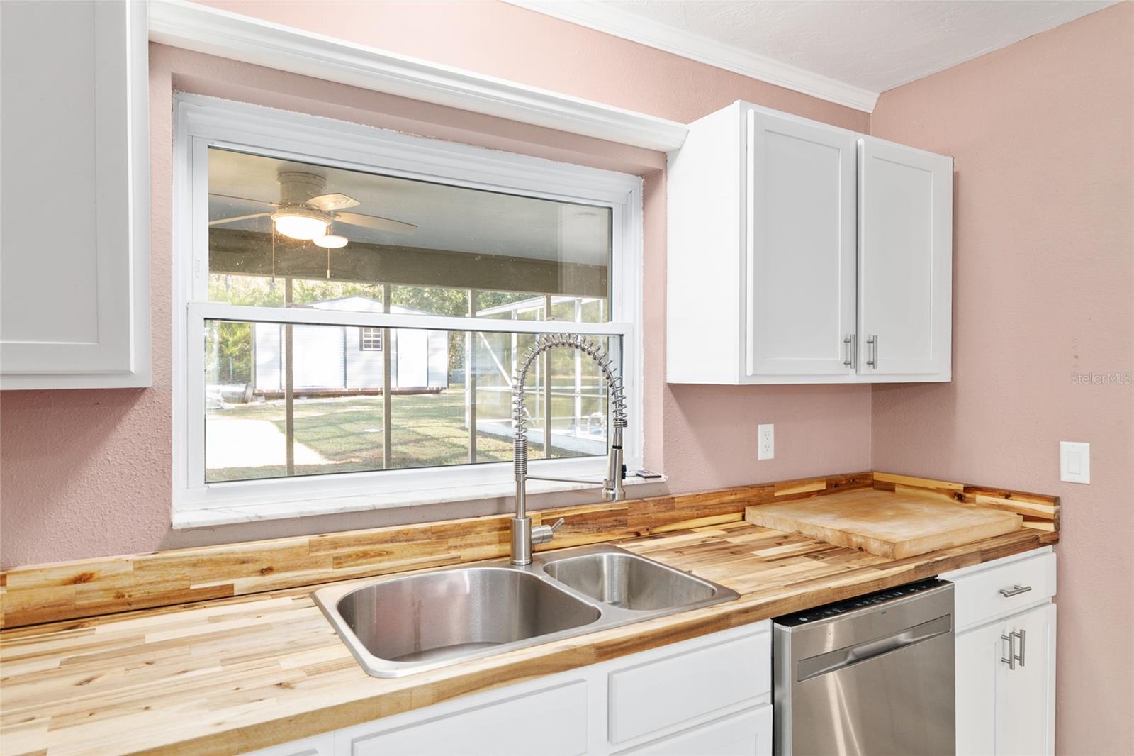 RAINBOW SPRINGS WOODLANDS - Residential