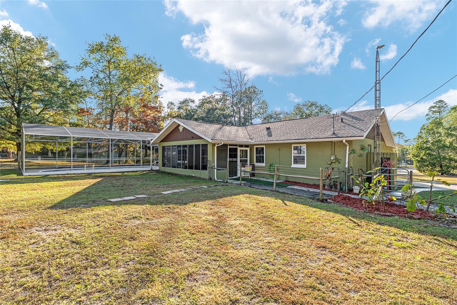 RAINBOW SPRINGS WOODLANDS - Residential