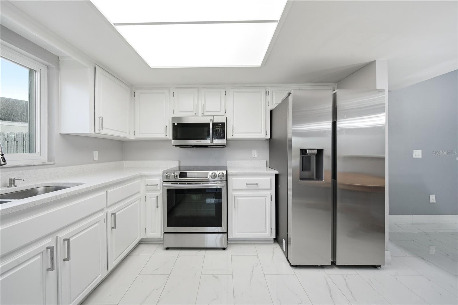 SKY LAKE SOUTHC - Residential