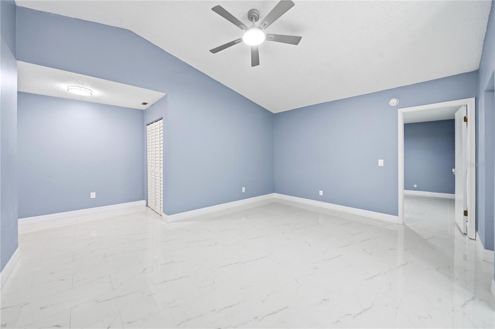 SKY LAKE SOUTHC - Residential