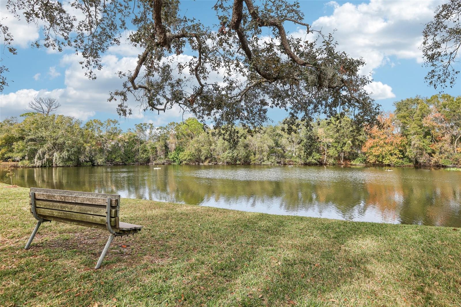 DAVENTRY SQUARE - Residential