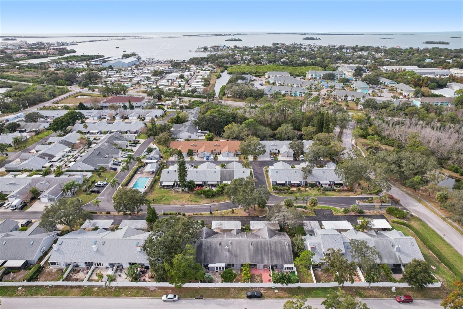 DAVENTRY SQUARE - Residential