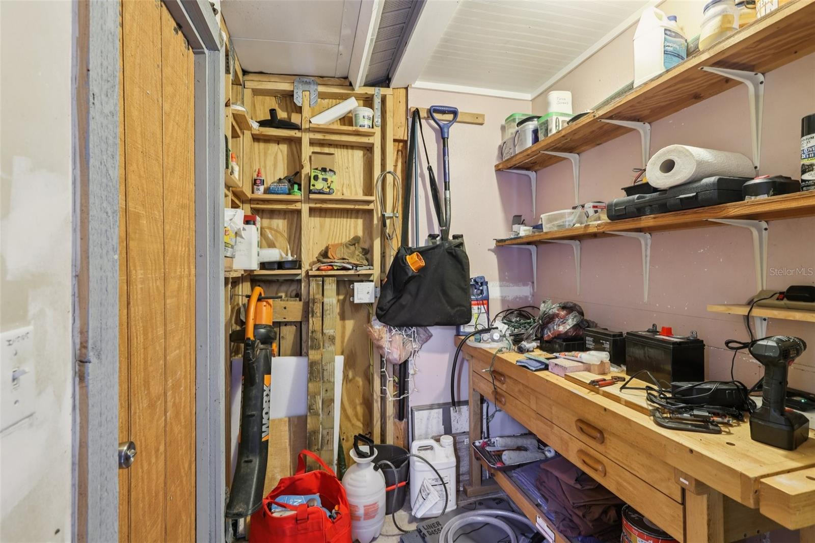 DAVENTRY SQUARE - Residential