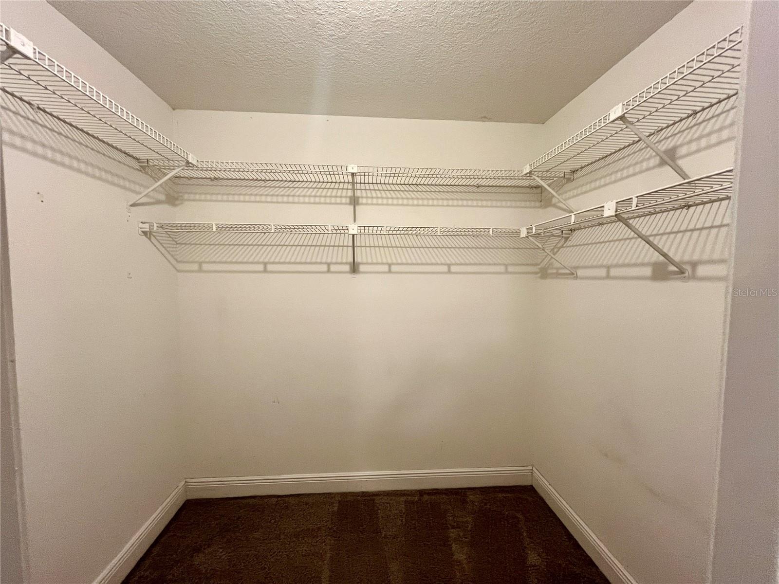 OAKFORD - Residential Lease