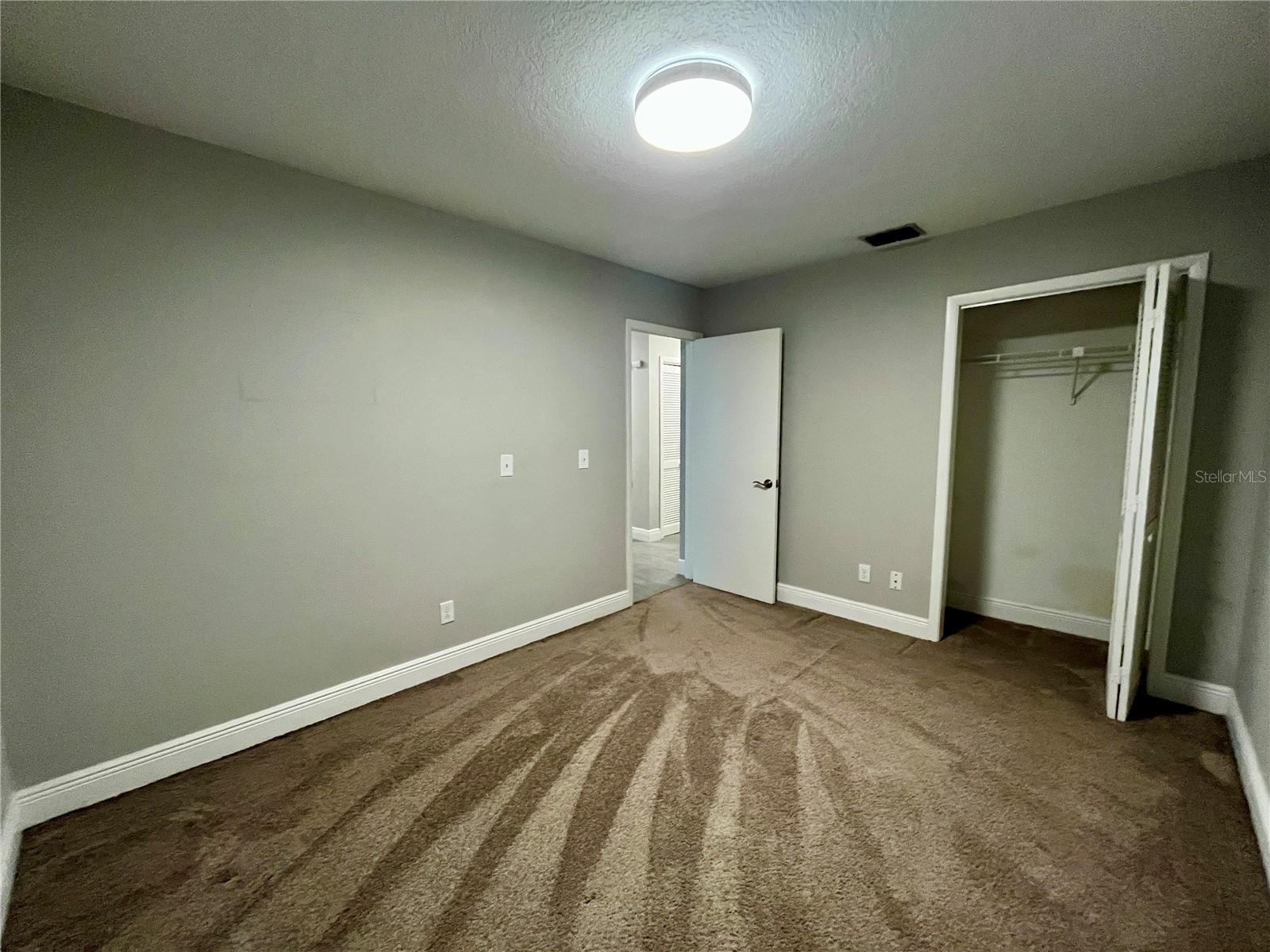 OAKFORD - Residential Lease