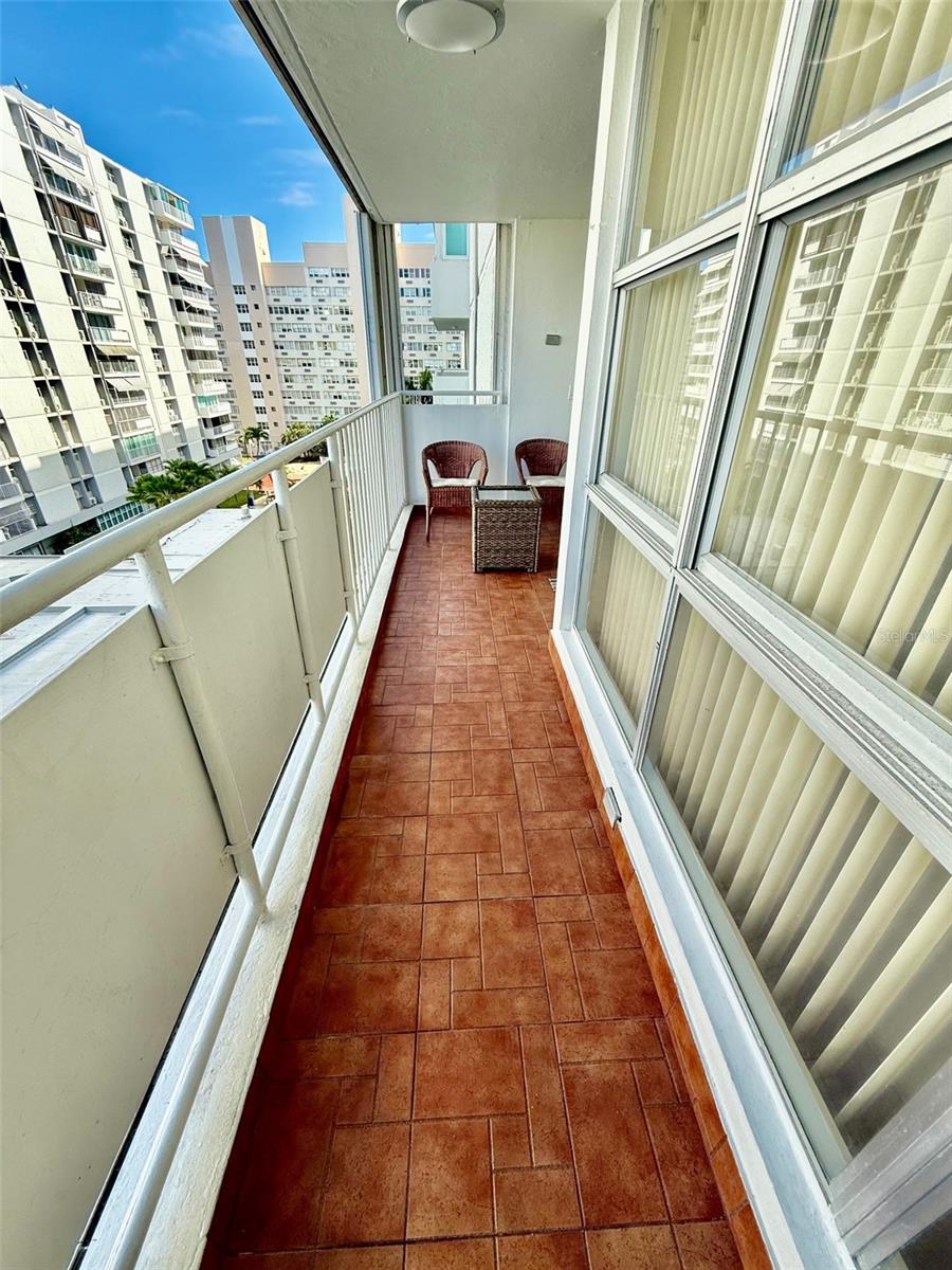 6400 ISLA VERDE AVENUE 5B