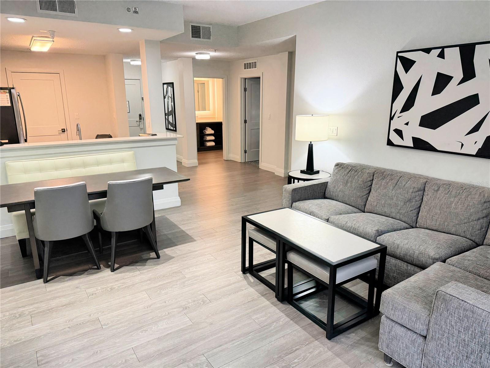 GROVE RESORT AND SPA HOTEL CONDOMINIUM 1 - Residential