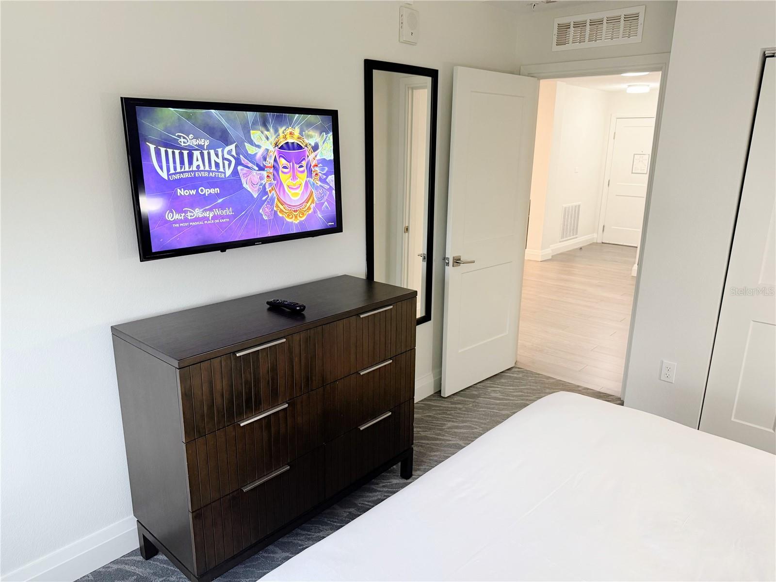 GROVE RESORT AND SPA HOTEL CONDOMINIUM 1 - Residential