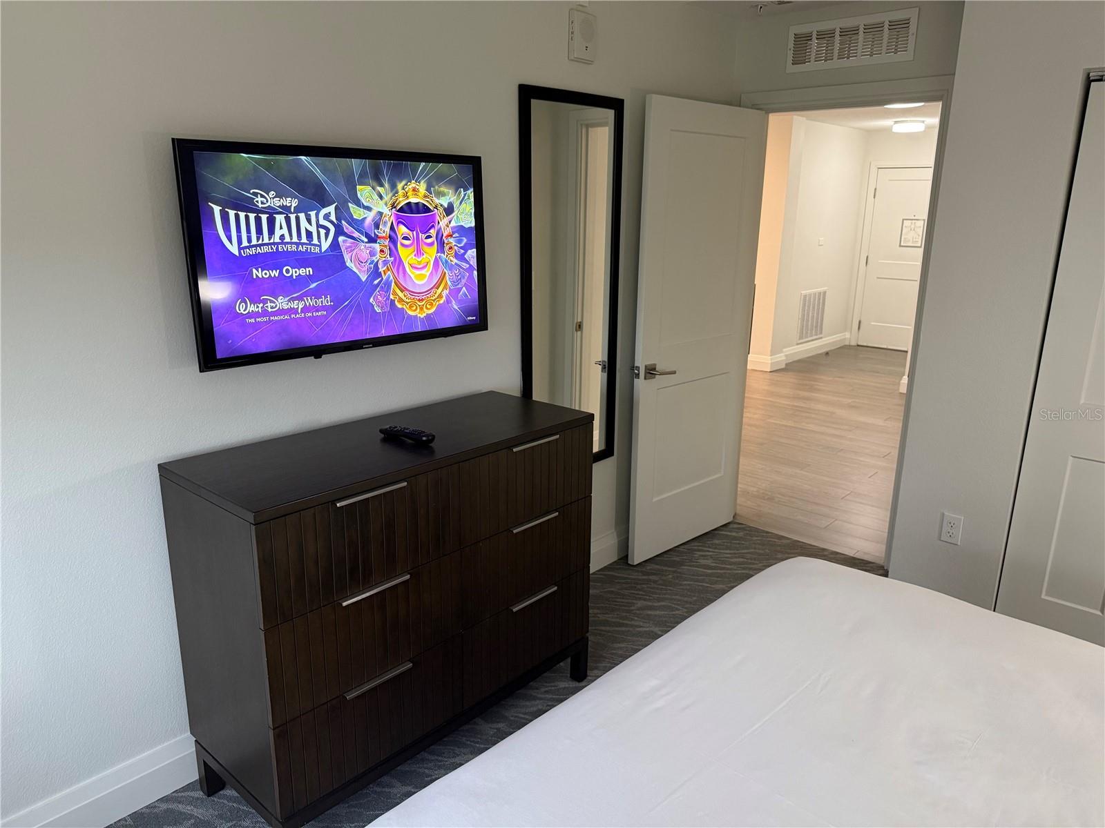 GROVE RESORT AND SPA HOTEL CONDOMINIUM 1 - Residential