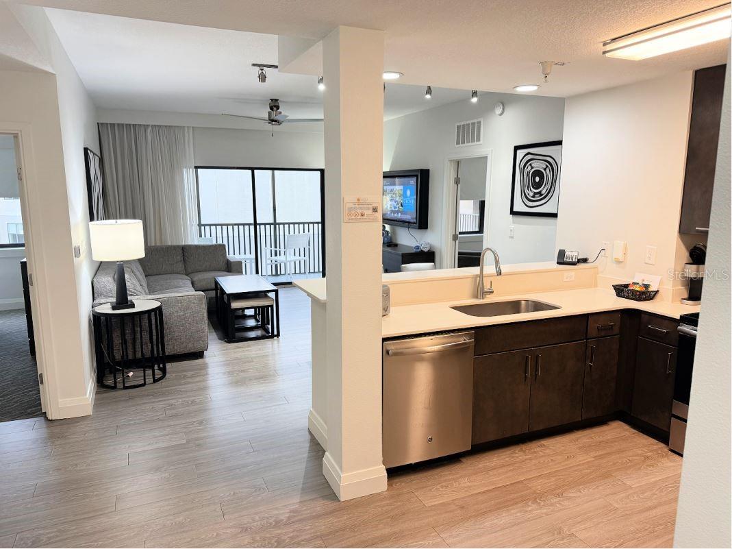 GROVE RESORT AND SPA HOTEL CONDOMINIUM 1 - Residential