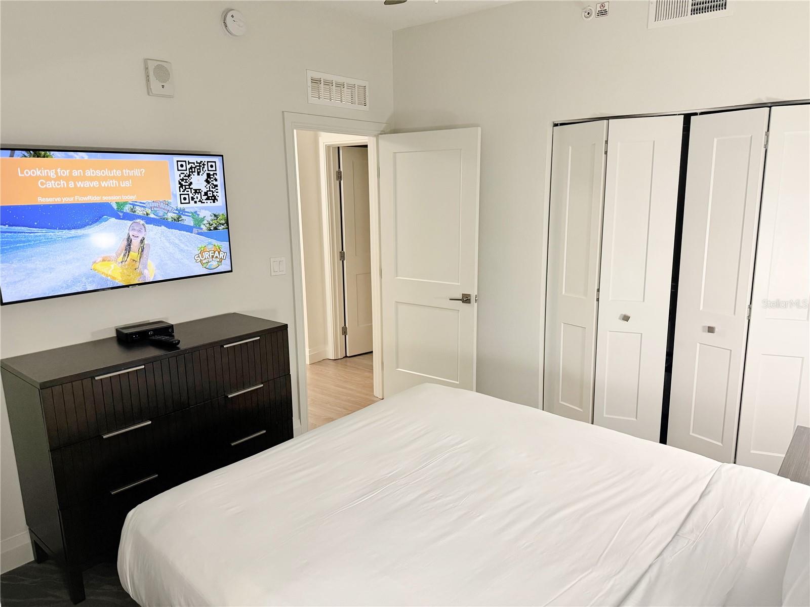 GROVE RESORT AND SPA HOTEL CONDOMINIUM 1 - Residential