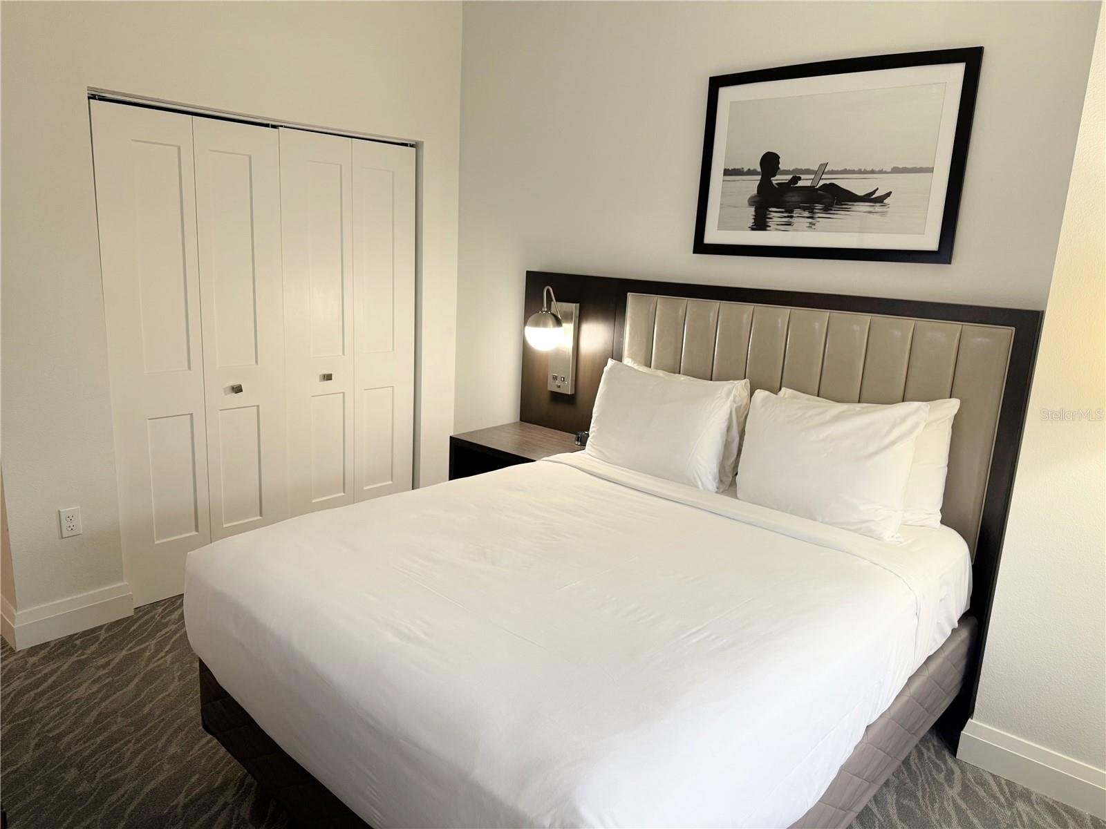 GROVE RESORT AND SPA HOTEL CONDOMINIUM 1 - Residential