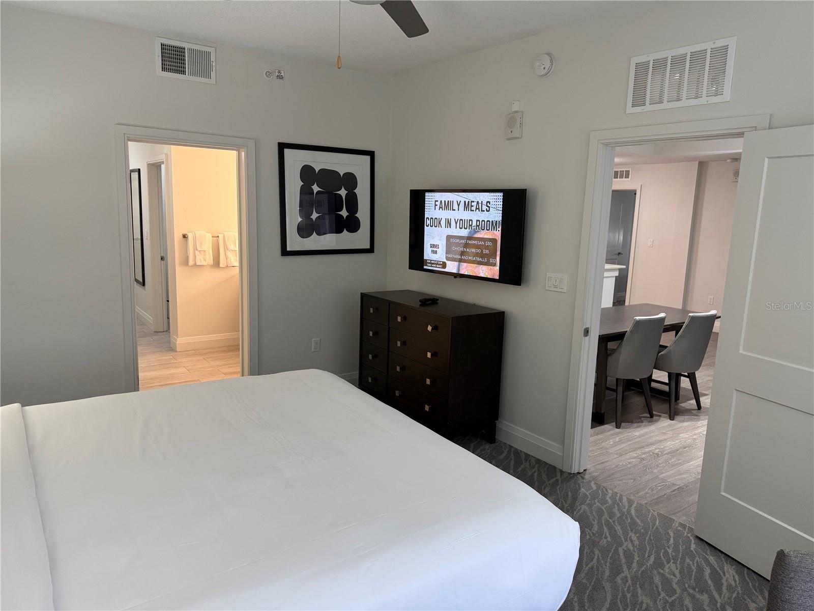 GROVE RESORT AND SPA HOTEL CONDOMINIUM 1 - Residential