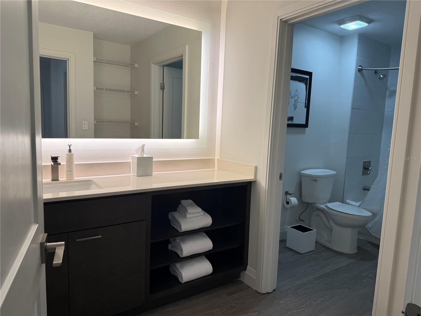 GROVE RESORT AND SPA HOTEL CONDOMINIUM 1 - Residential