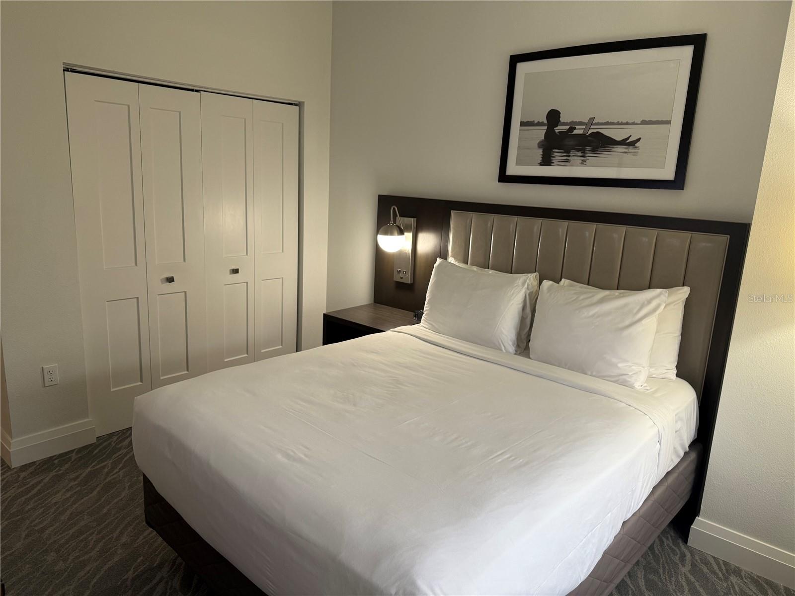 GROVE RESORT AND SPA HOTEL CONDOMINIUM 1 - Residential