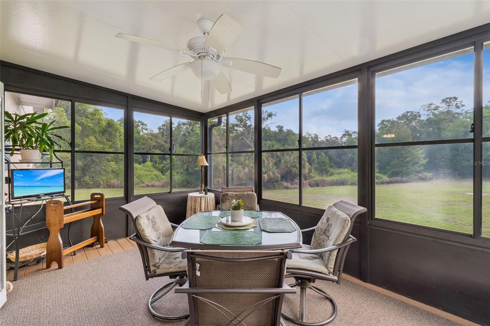 GENEVA - Residential