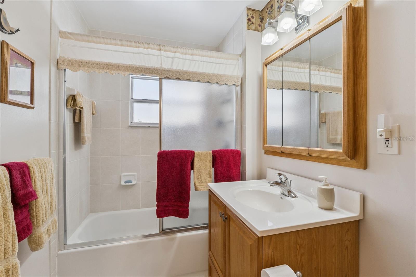 GENEVA - Residential