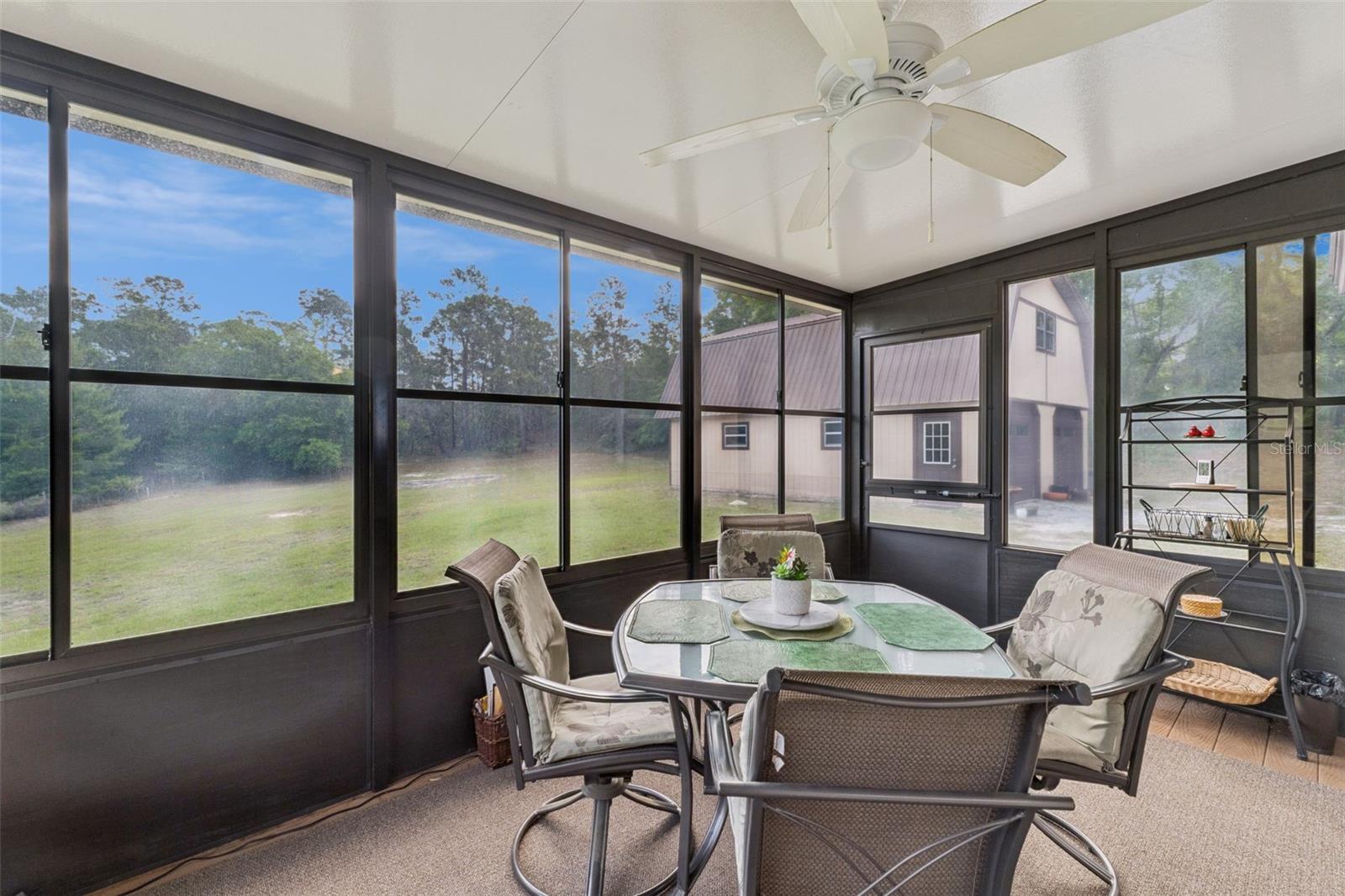 GENEVA - Residential