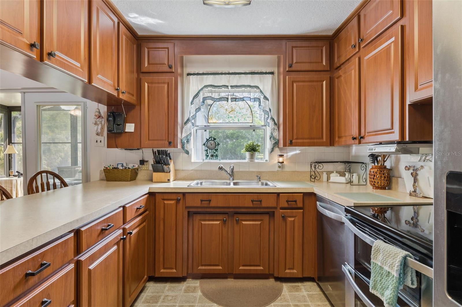 GENEVA - Residential