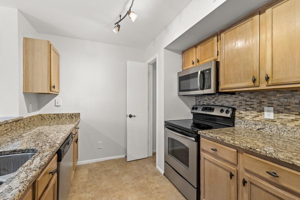 WINDSOR AT SABAL WALK A CONDO - Residential