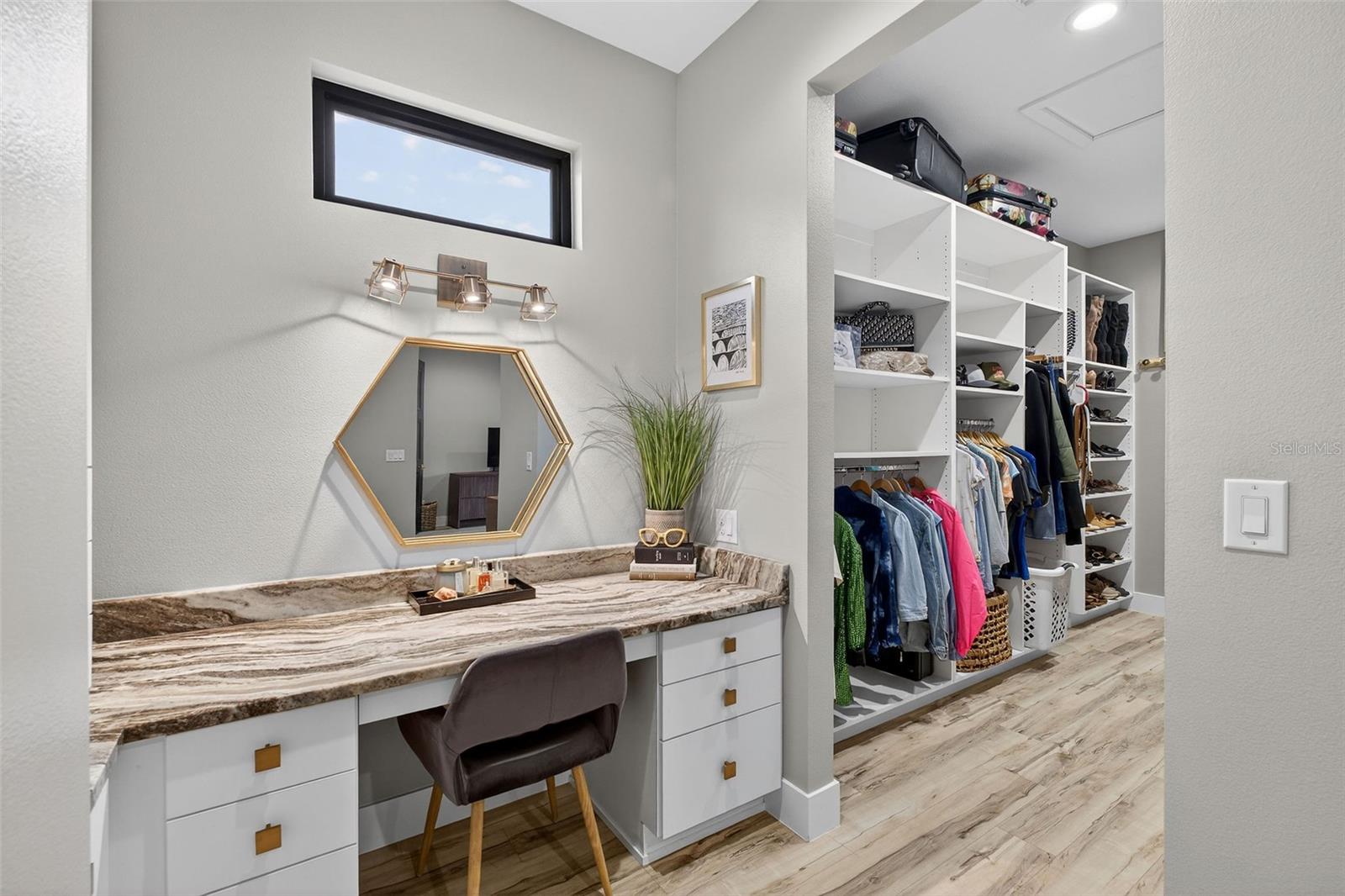 LAS COLINAS PH II SUB - Residential