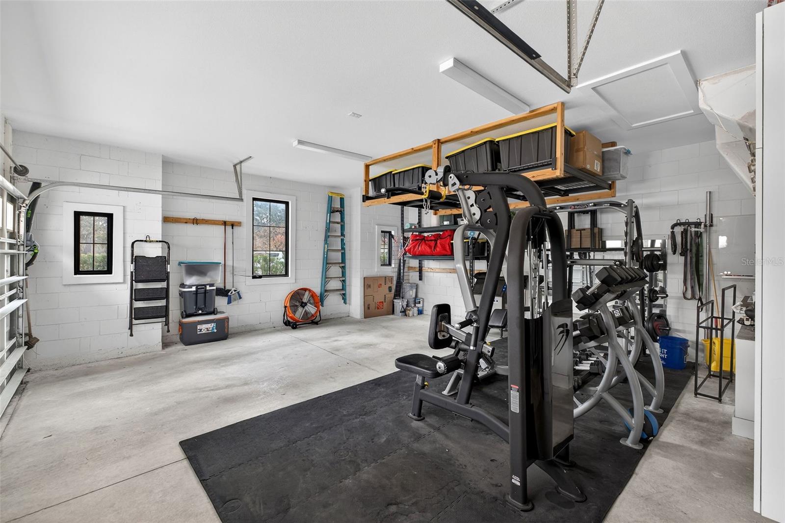 LAS COLINAS PH II SUB - Residential