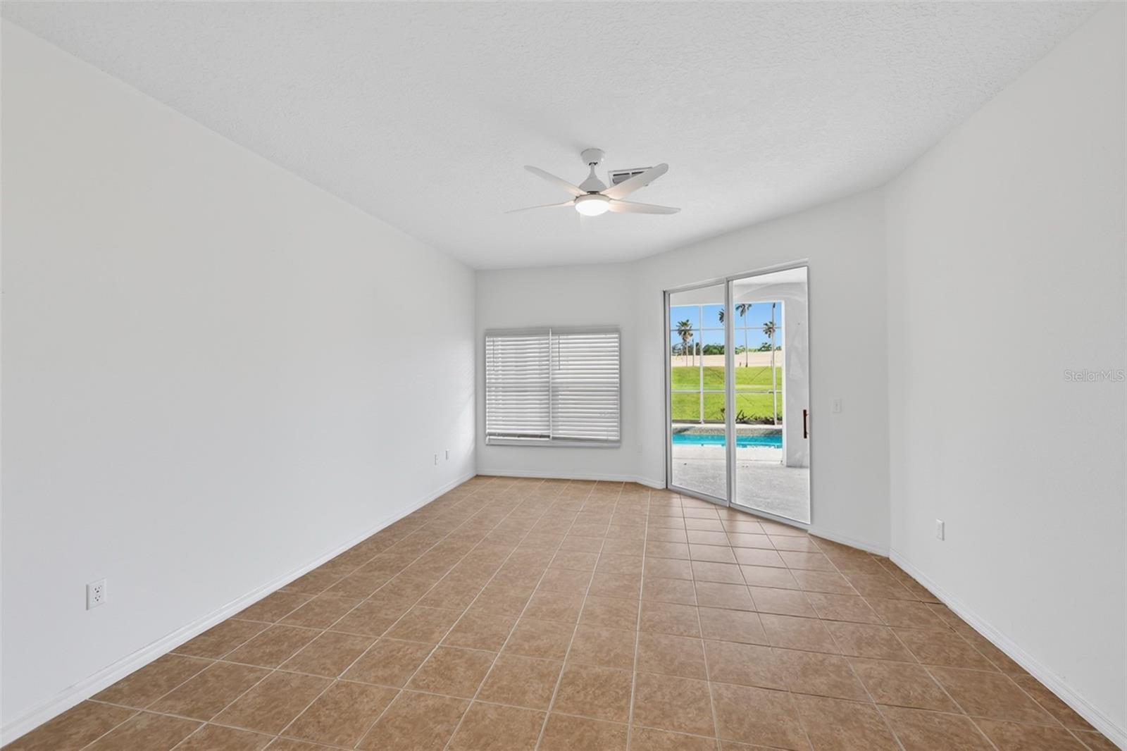 STONEYBROOK WEST UT 04 48 48 - Residential