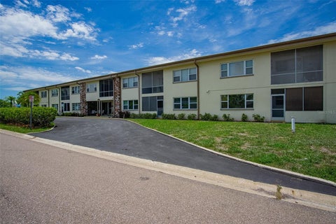 Photo of 416 73rd Avenue N #207, St Petersburg, FL 33702 (MLS # O6415538)
