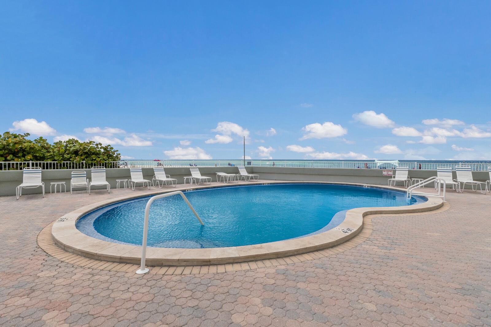 MARTINIQUE APTS SOUTH - Residential