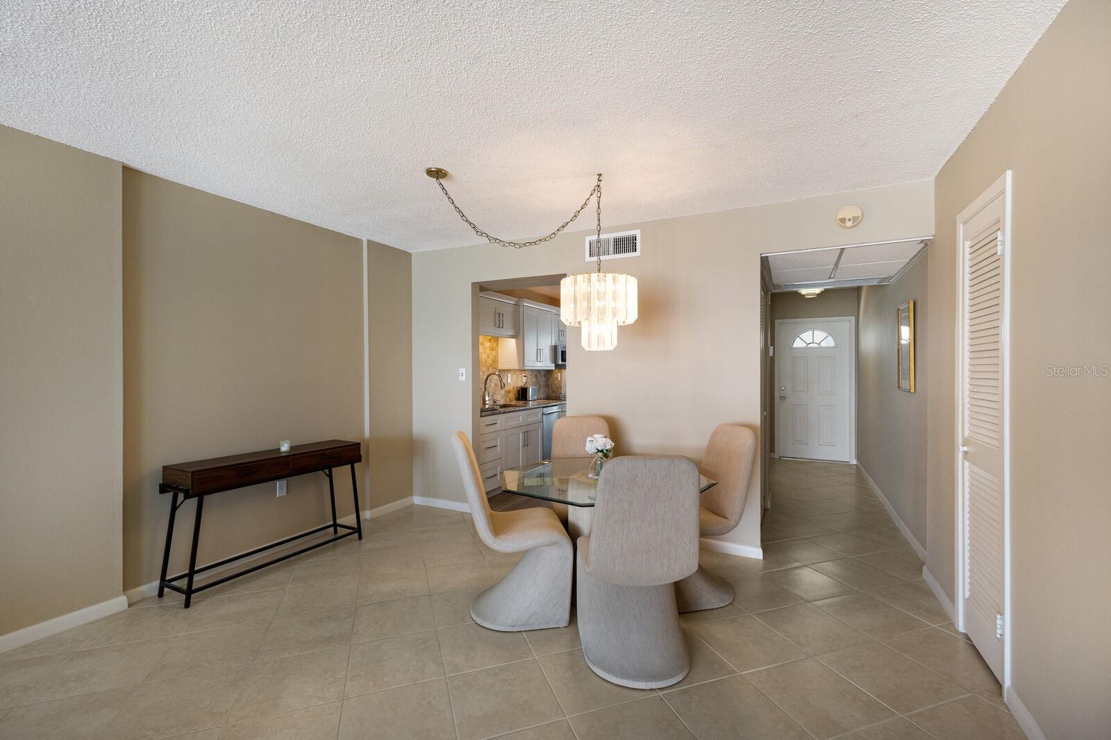 MARTINIQUE APTS SOUTH - Residential