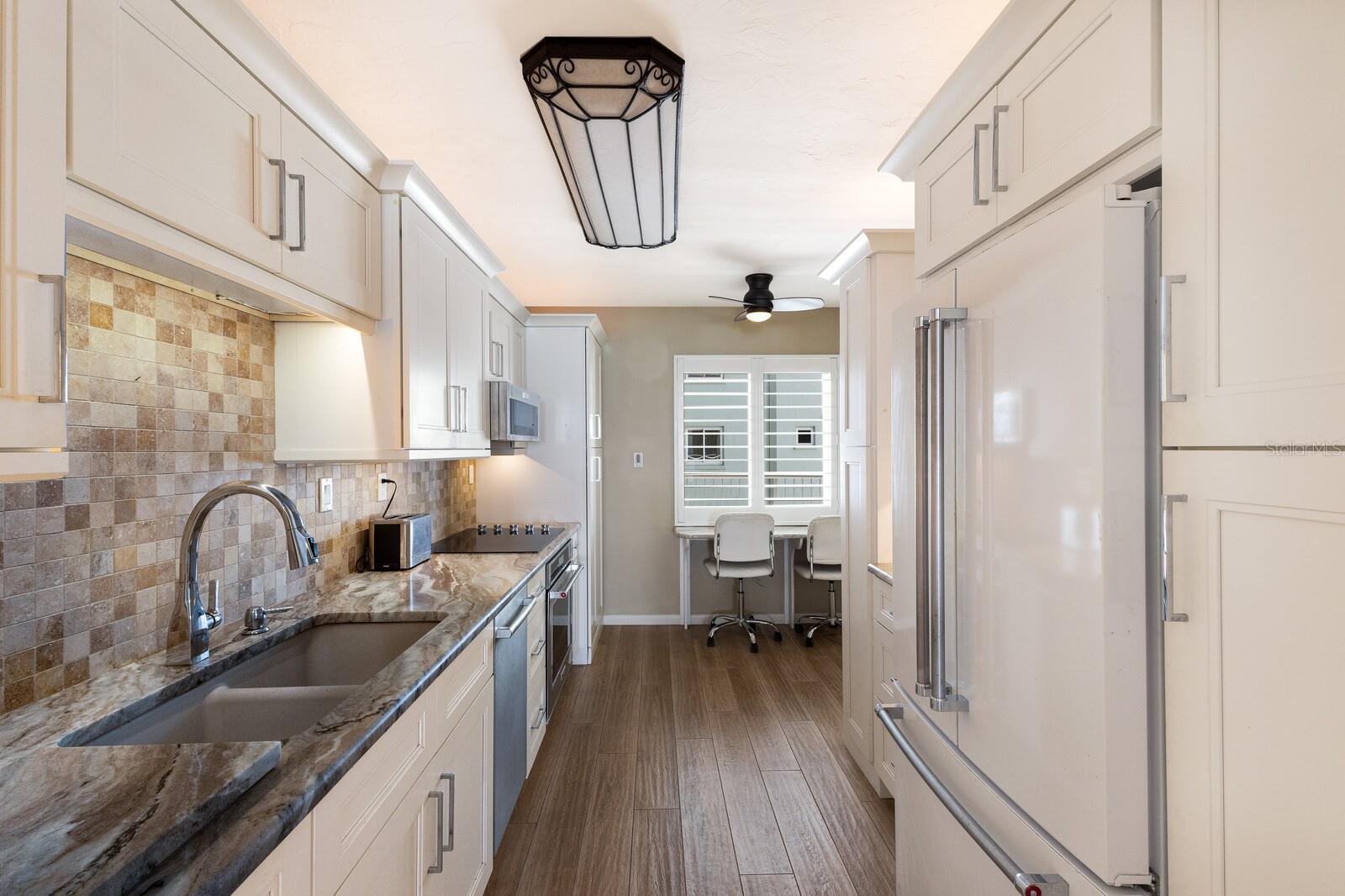 MARTINIQUE APTS SOUTH - Residential