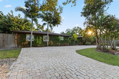 Photo of 4301 S Lockwood Ridge Road, Sarasota, FL 34231 (MLS # A4672535)