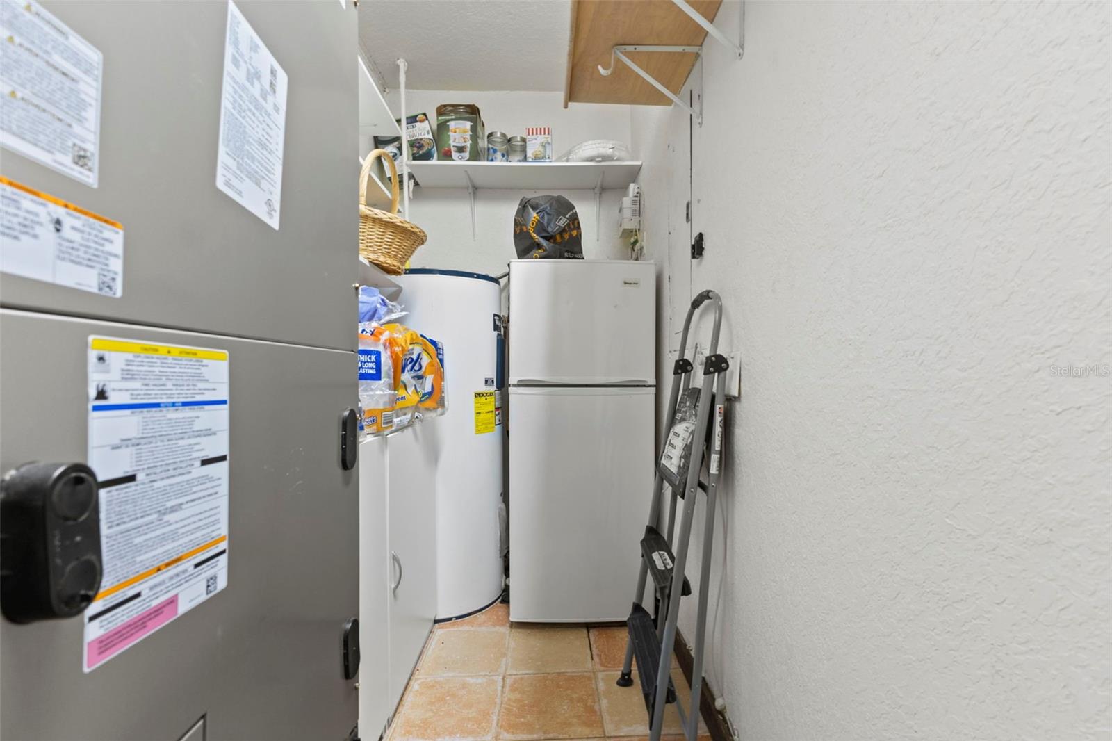 FLORA VILLA - Residential