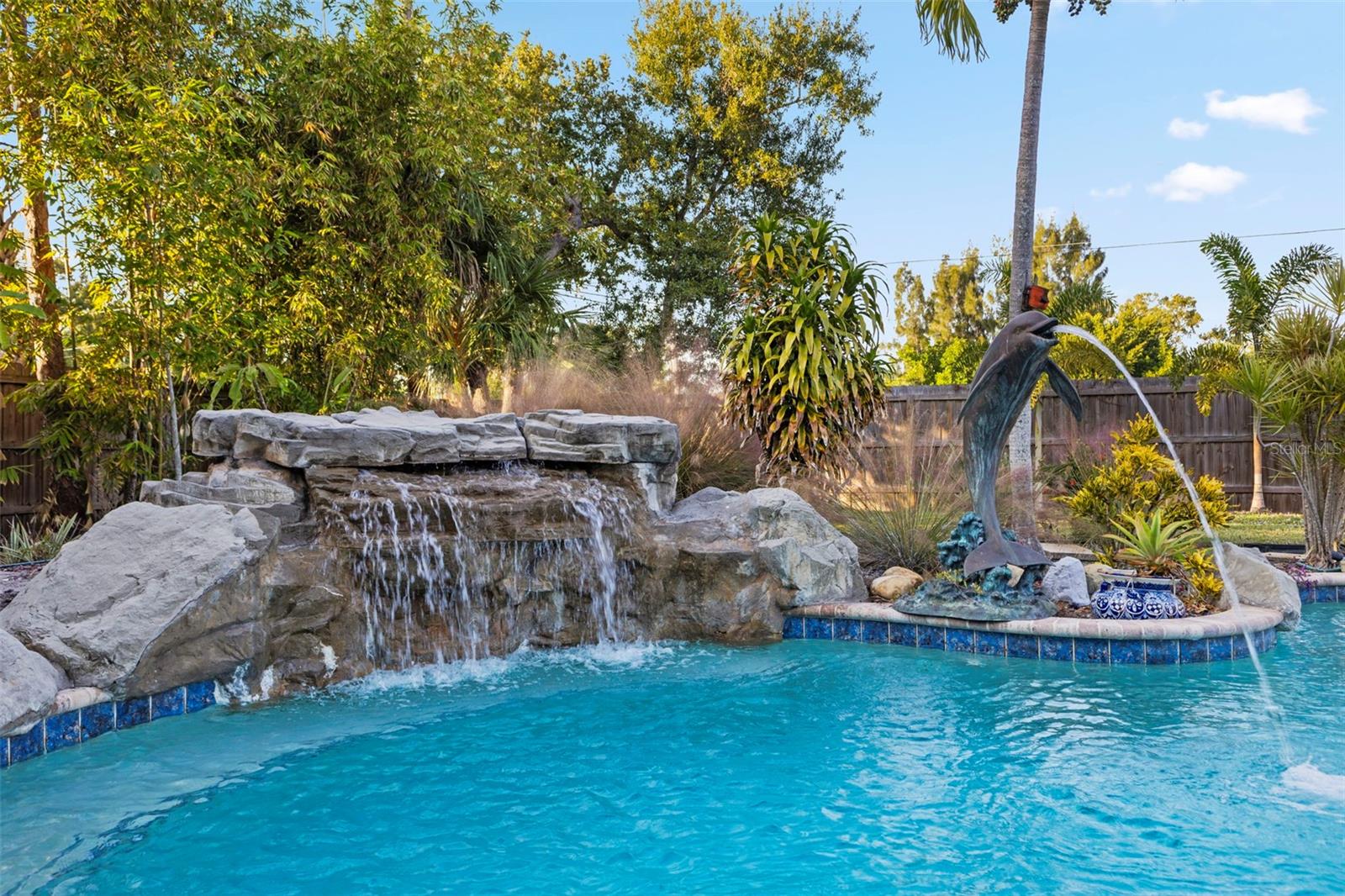 FLORA VILLA - Residential