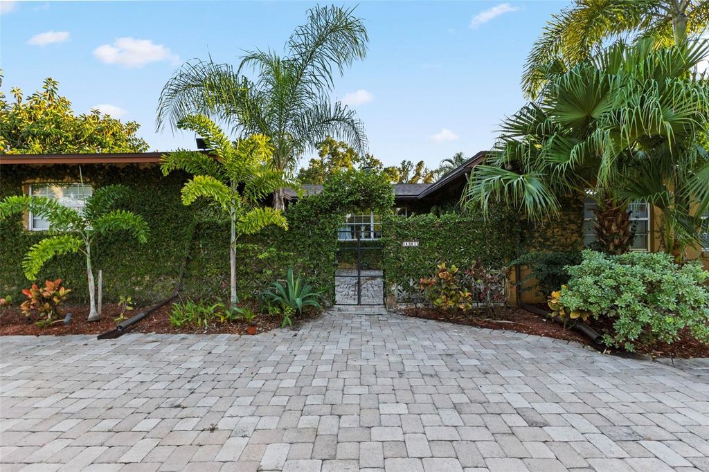 Photo of 4301 S Lockwood Ridge Road, Sarasota, FL 34231 (MLS # A4672535)