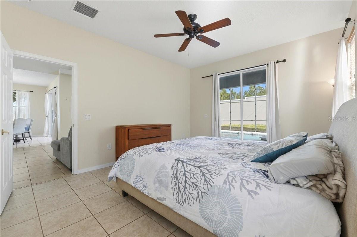 CALABAY PARC AT TOWER LAKE - Residential