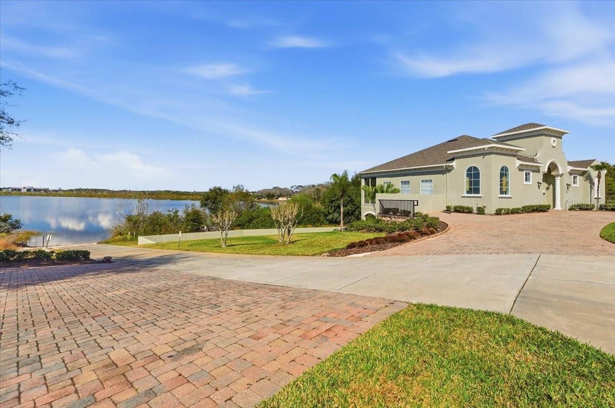 CALABAY PARC AT TOWER LAKE - Residential