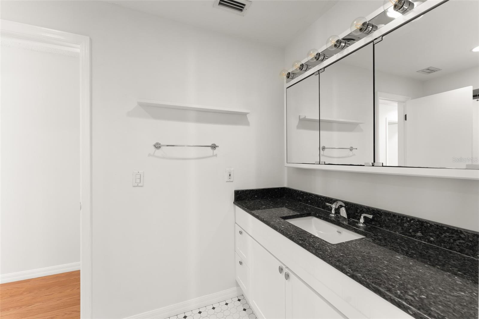 GOLFSIDE SEC 3 - Residential