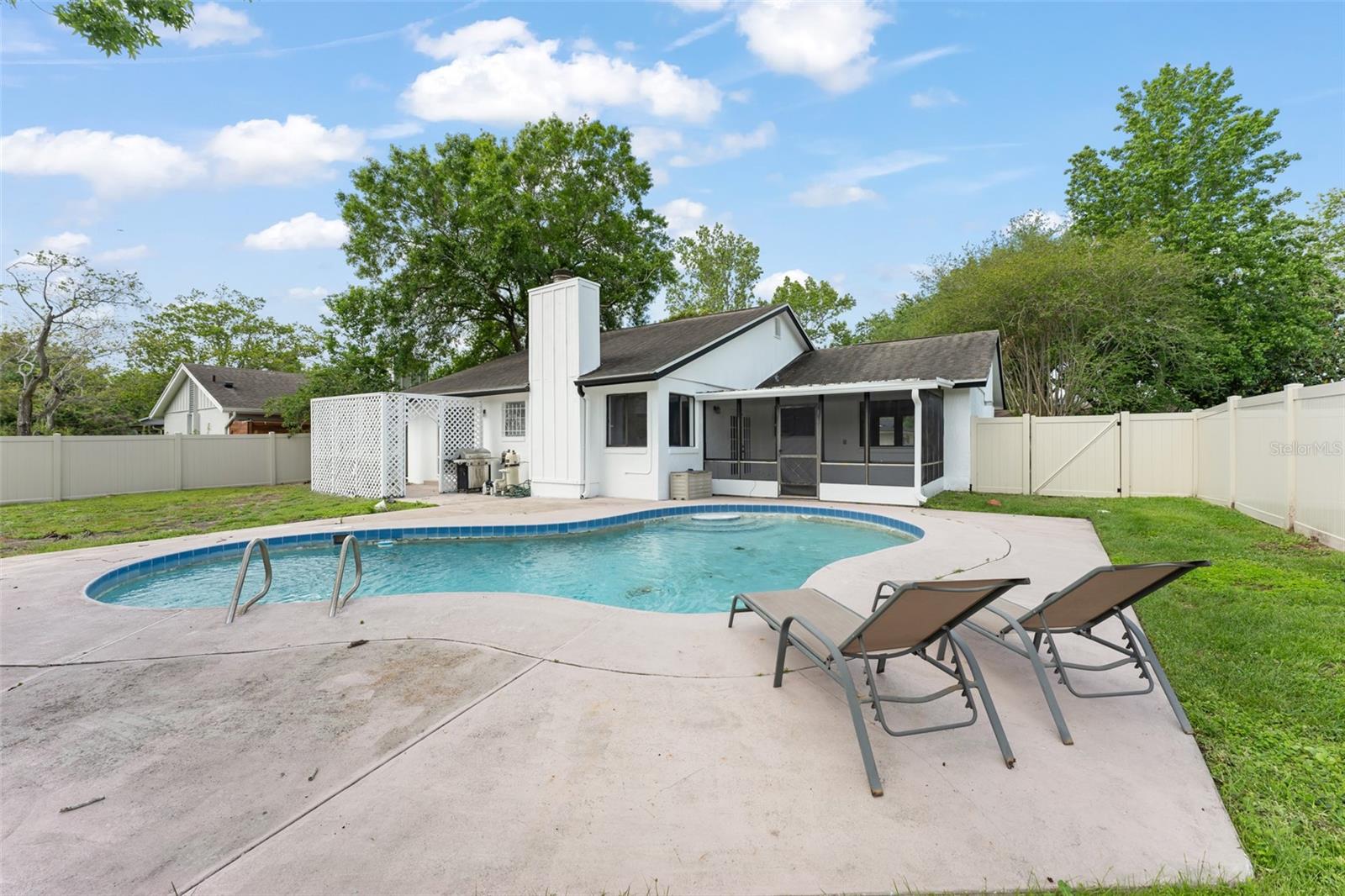 GOLFSIDE SEC 3 - Residential