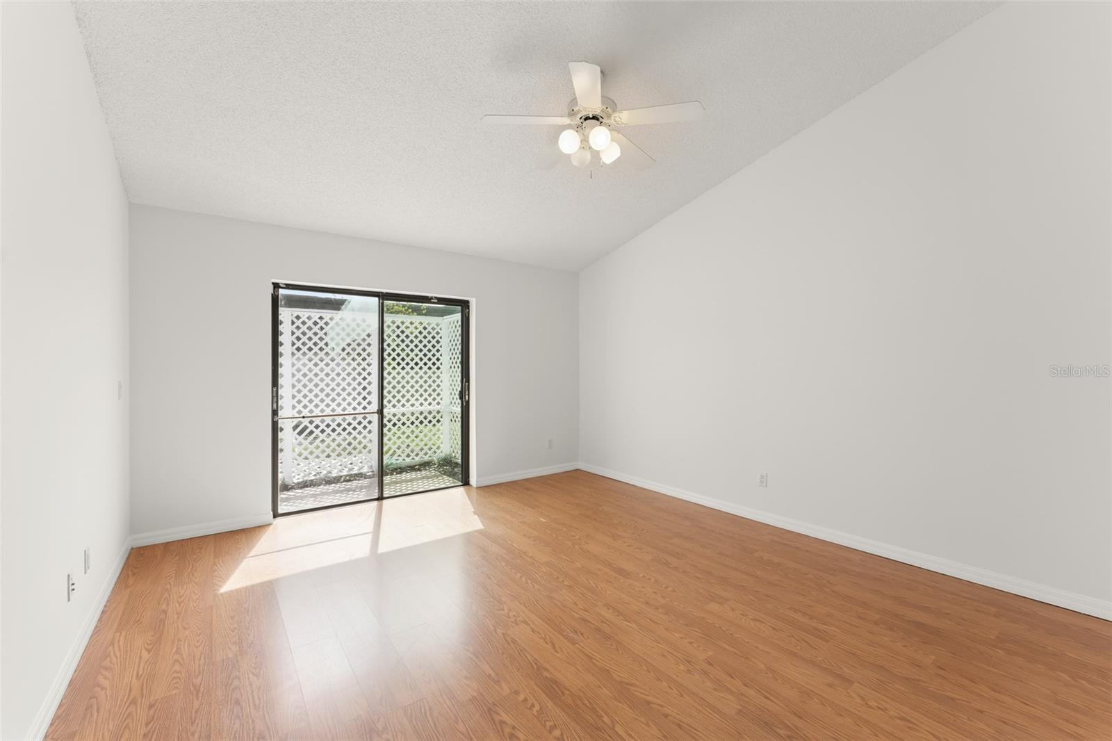 GOLFSIDE SEC 3 - Residential