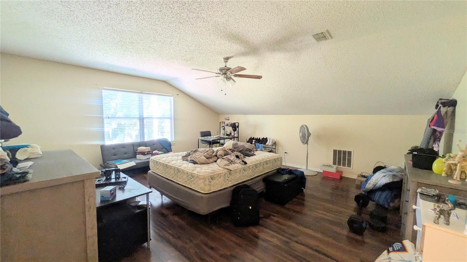 ASHLEY WOODS - Residential